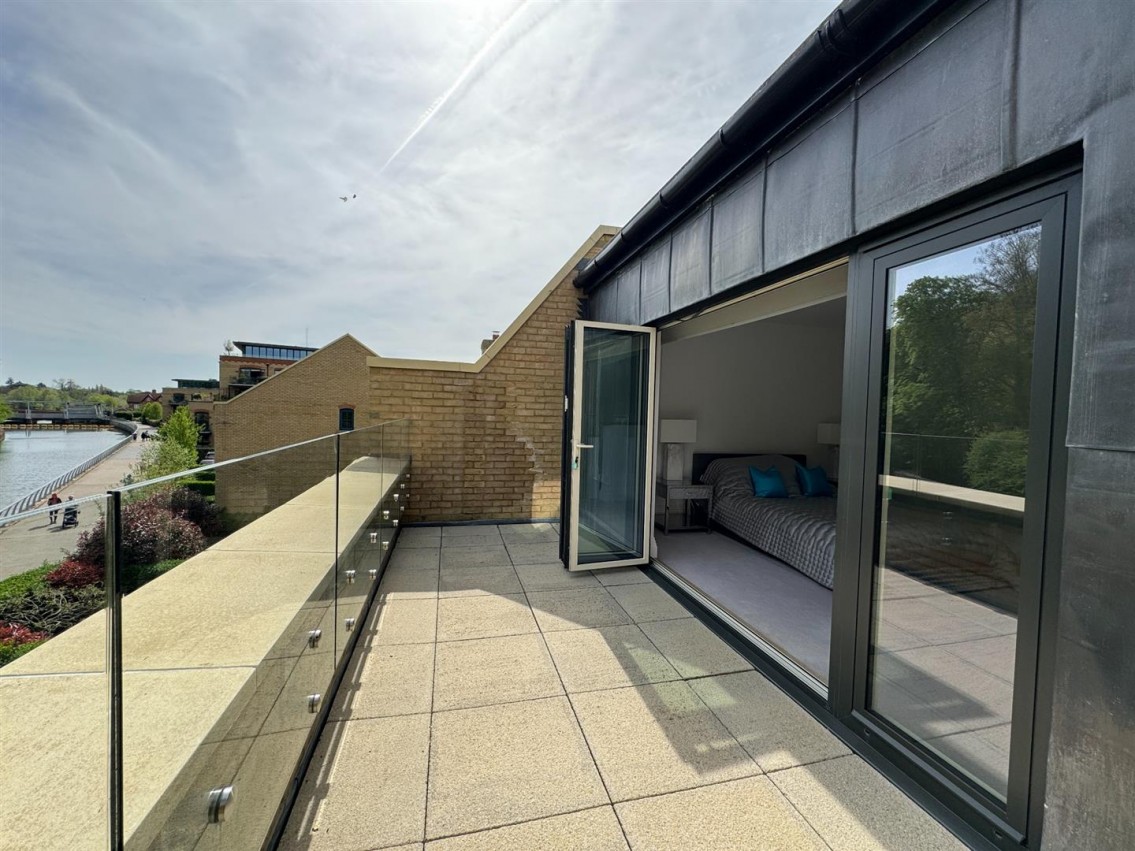 Images for Taplow EAID:BraxtonAPI BID:2