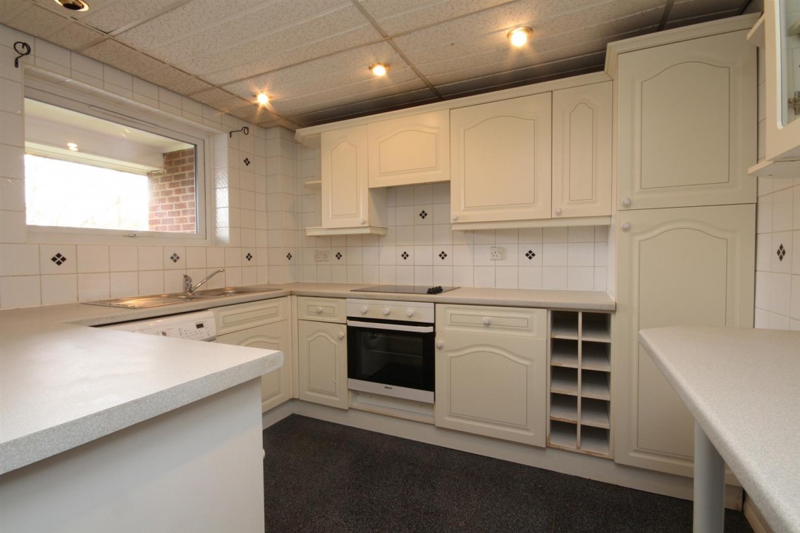 Images for Ray Park Avenue, Maidenhead, Berkshire EAID:BraxtonAPI BID:2