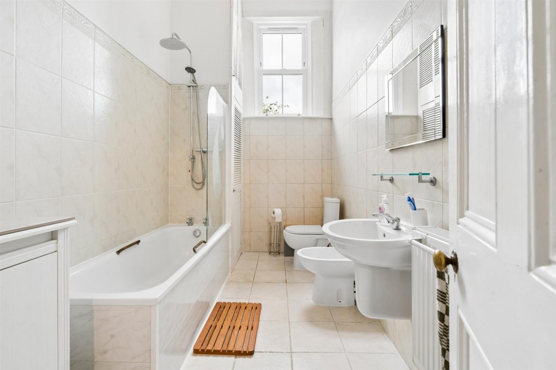 Images for Ray Park Avenue, Maidenhead EAID:BraxtonAPI BID:1
