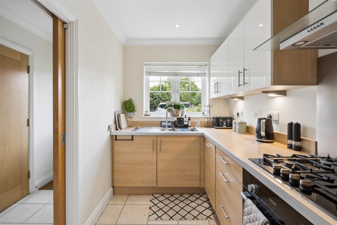 Images for Bushnell Place EAID:BraxtonAPI BID:1