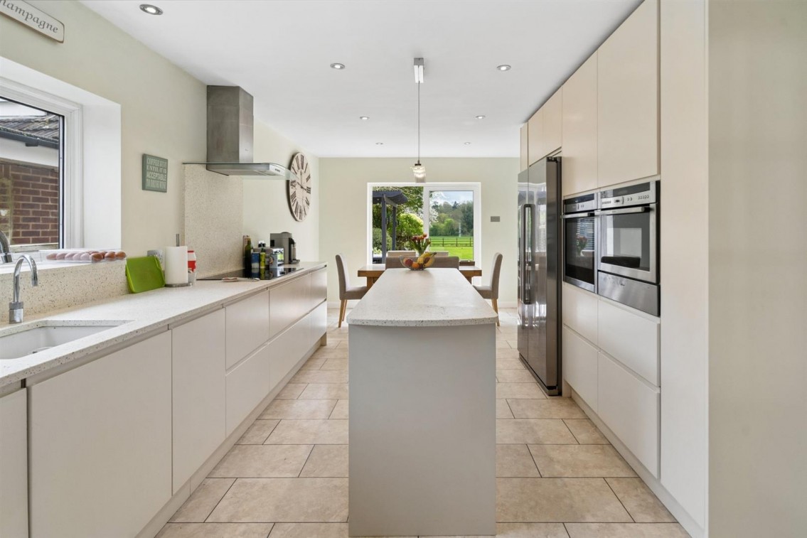 Images for White Waltham, Maidenhead EAID:BraxtonAPI BID:1