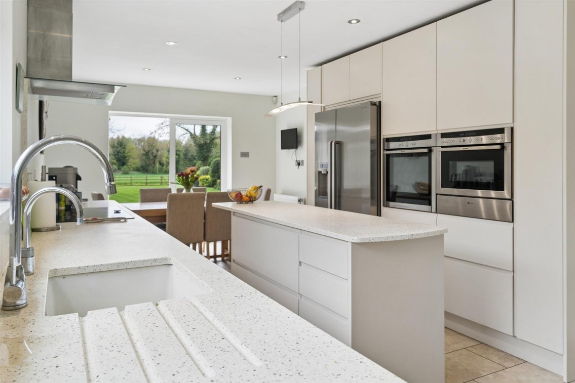 Images for White Waltham, Maidenhead EAID:BraxtonAPI BID:1