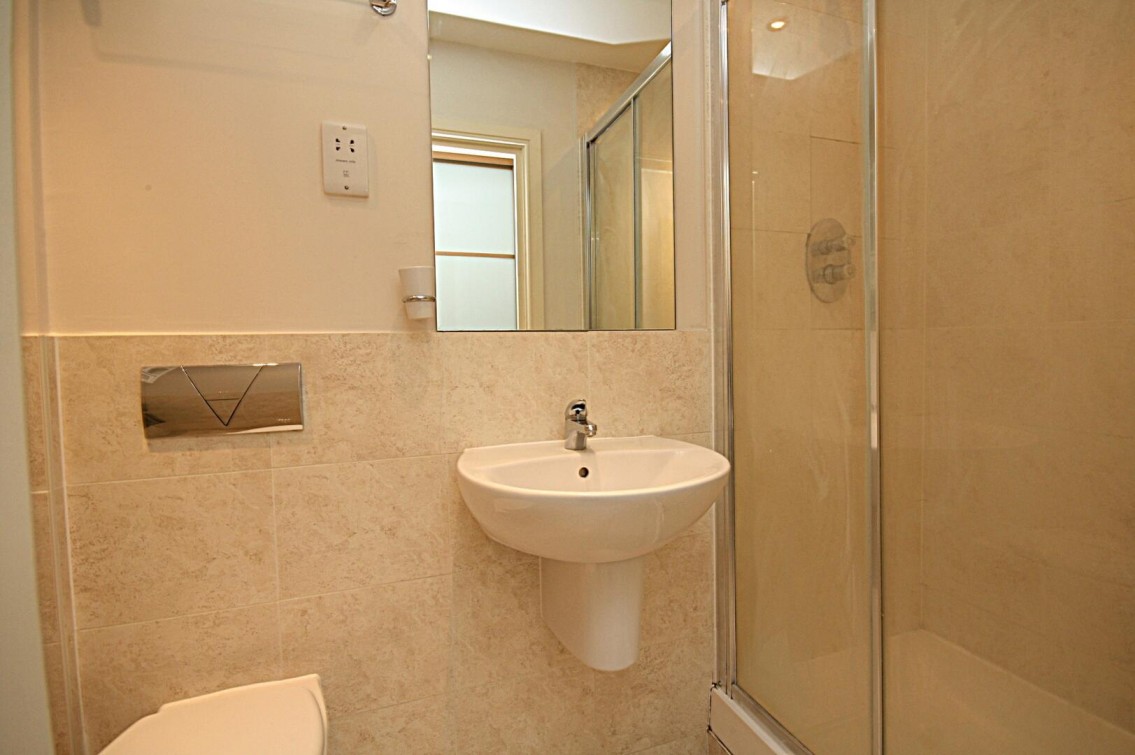 Images for Ray Park Avenue, Maidenhead EAID:BraxtonAPI BID:1