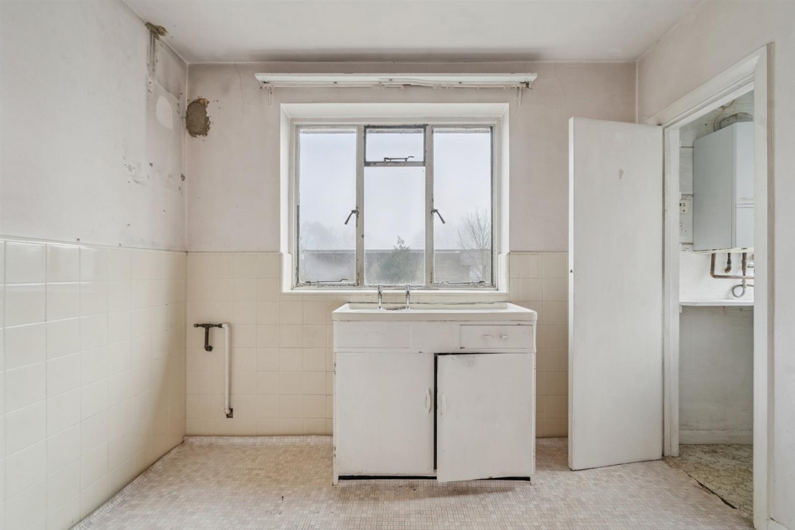 Images for Ray Park Avenue, Maidenhead EAID:BraxtonAPI BID:1