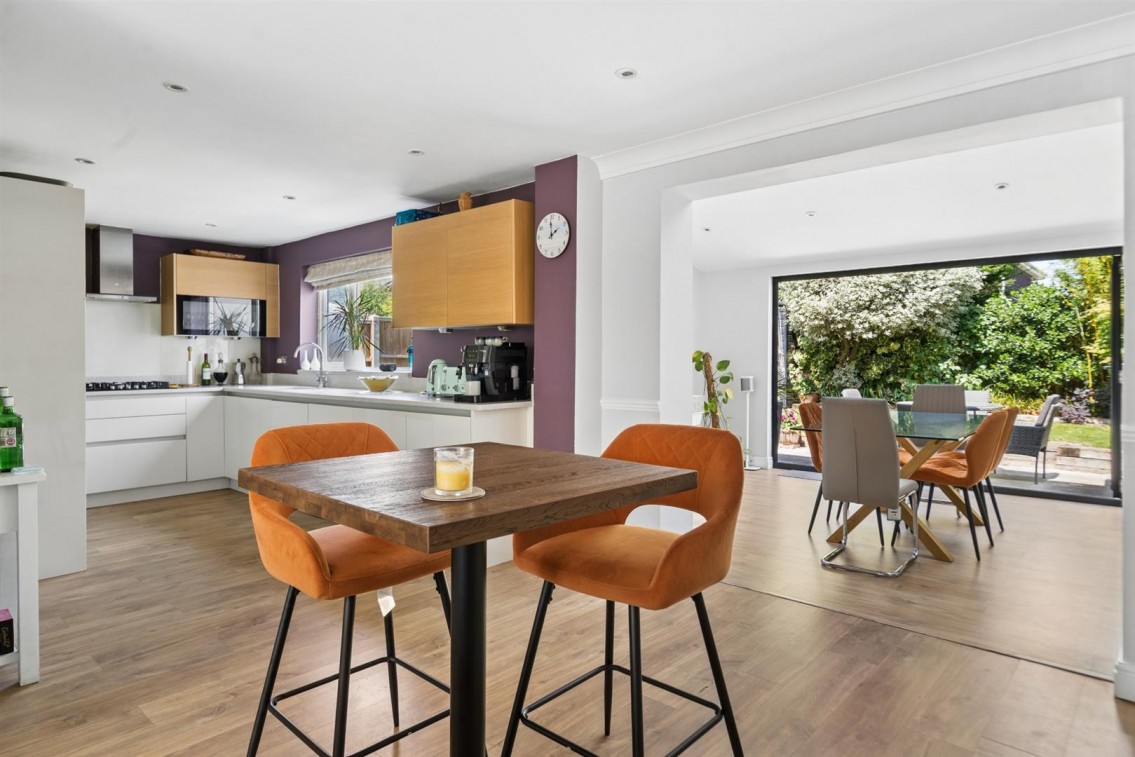 Images for Springfield Park, Holyport EAID:BraxtonAPI BID:1