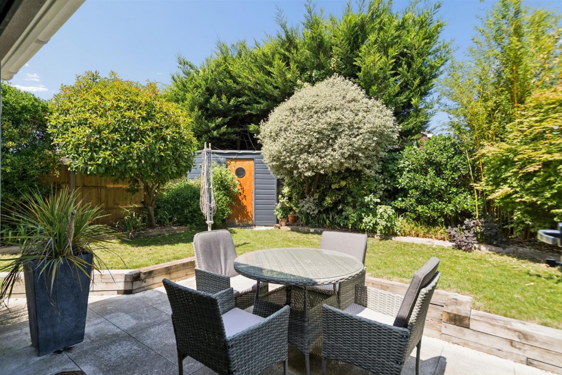 Images for Springfield Park, Holyport EAID:BraxtonAPI BID:1