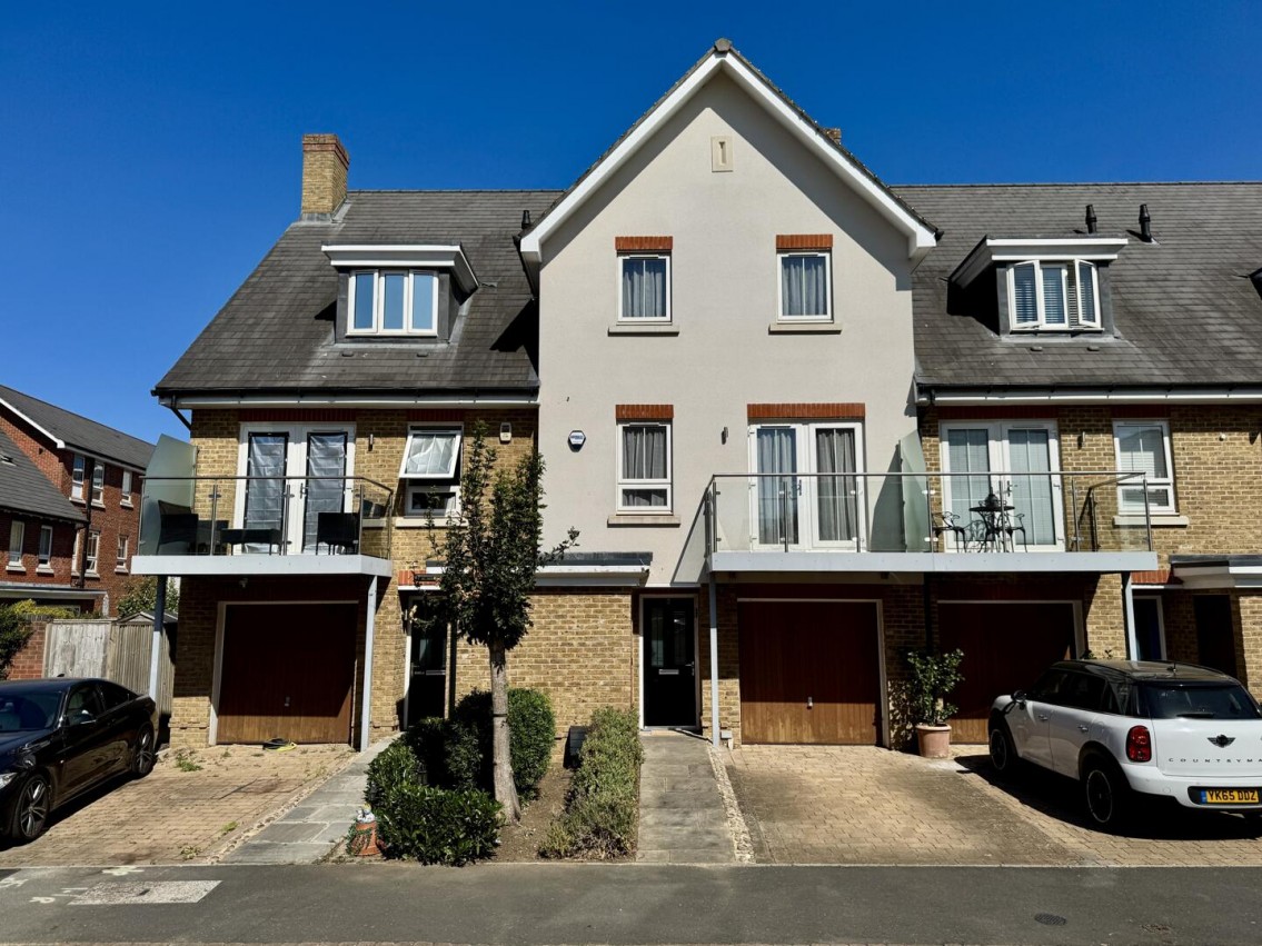 Images for Brambling Way, Maidenhead, Berkshire EAID:BraxtonAPI BID:2
