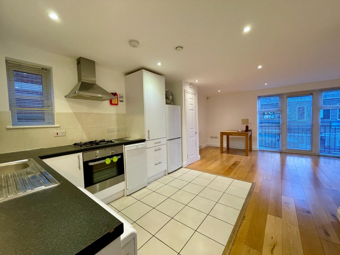 Images for Grenfell Road MAIDENHEAD Berkshire EAID:BMHCC BID:maidenhead