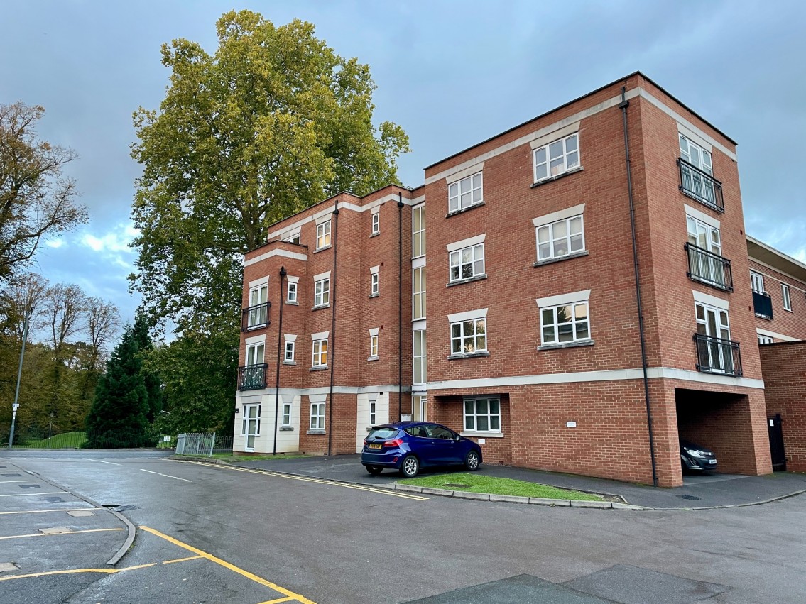 Images for Grenfell Road MAIDENHEAD Berkshire EAID:BMHCC BID:maidenhead