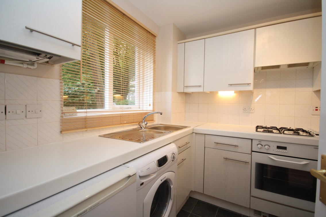 Images for Hedingham Mews Maidenhead Berkshire EAID:BMHCC BID:maidenhead