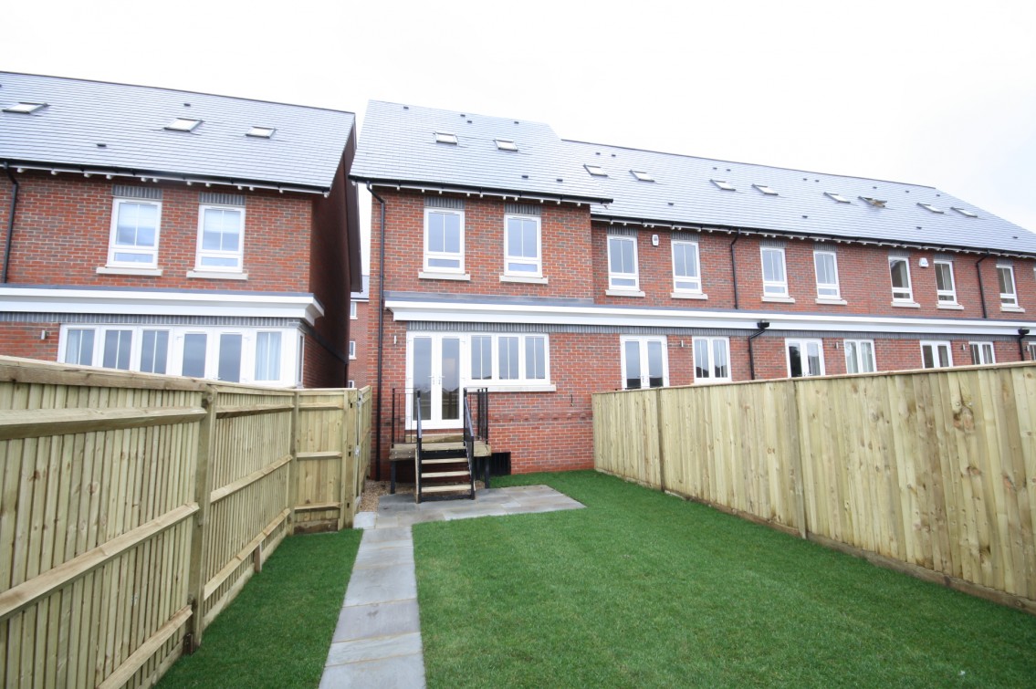 Images for Kingfisher Drive Maidenhead Berkshire EAID:BMHCC BID:maidenhead