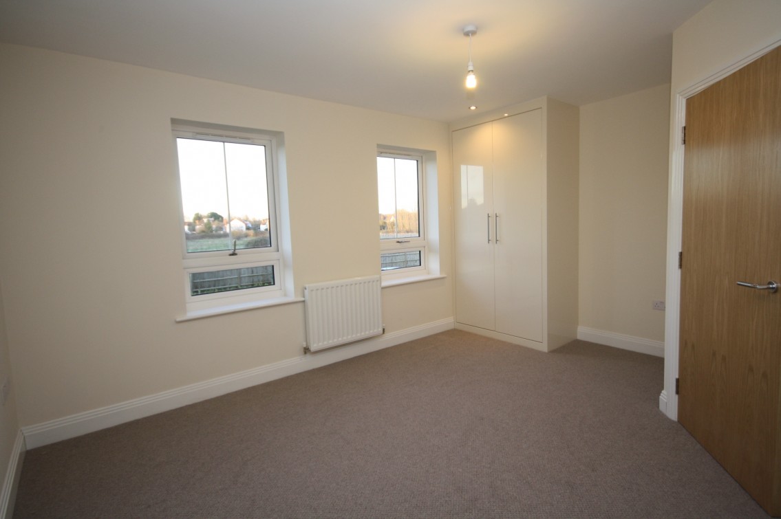 Images for Kingfisher Drive Maidenhead Berkshire EAID:BMHCC BID:maidenhead
