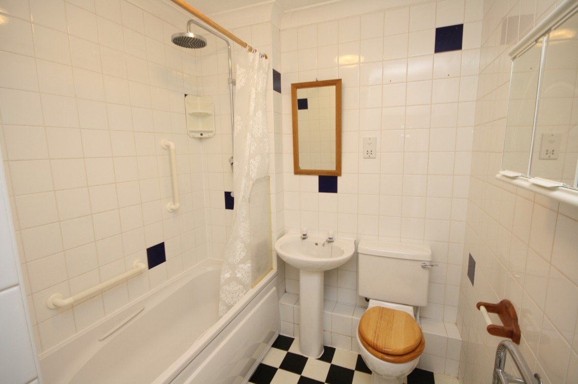 Images for Furrow Way MAIDENHEAD Berkshire EAID:BMHCC BID:maidenhead