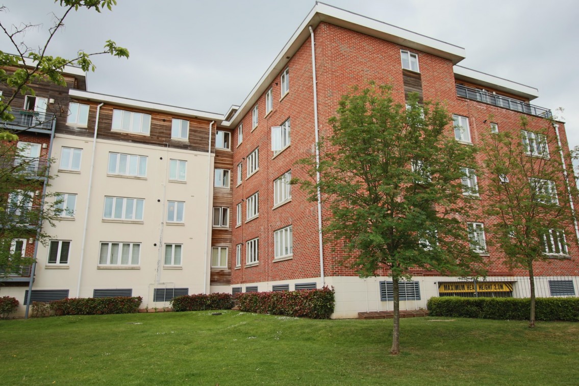 Images for Kingsquarter Maidenhead Berkshire EAID:BMHCC BID:maidenhead