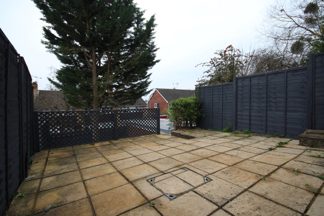 Images for Wentworth Crescent Maidenhead Berkshire EAID:BMHCC BID:maidenhead