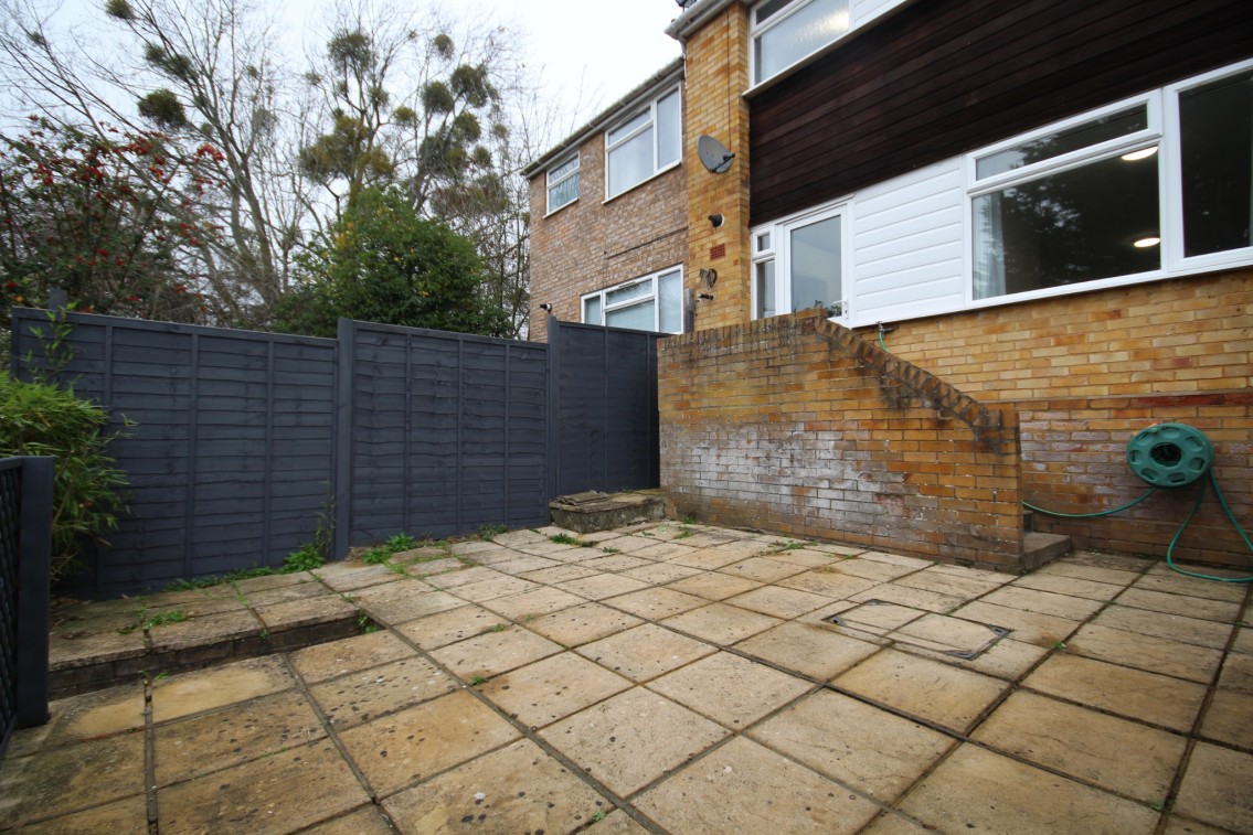 Images for Wentworth Crescent Maidenhead Berkshire EAID:BMHCC BID:maidenhead