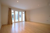 Images for Woodbury Close, Maidenhead