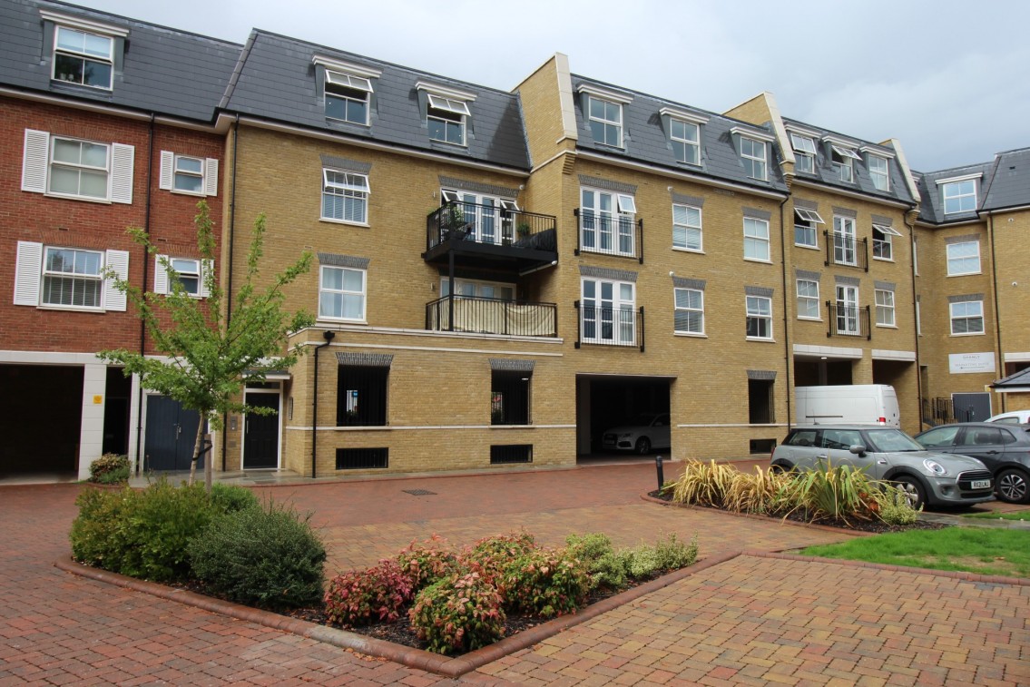 Images for Oldfield Road, Maidenhead, Berkshire EAID:BMHCC BID:maidenhead