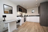 Images for Close To Station, Maidenhead