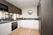 Images for Close To Station, Maidenhead