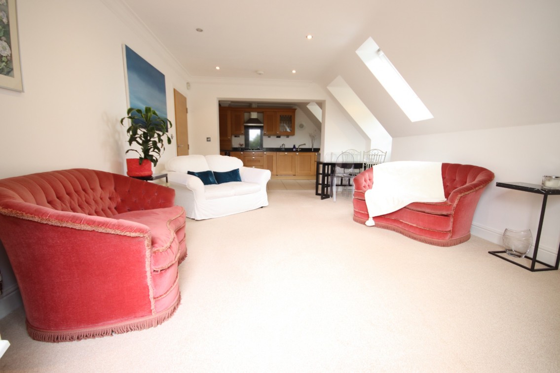 Images for Close To Town & Station, Maidenhead EAID:BMHCC BID:maidenhead