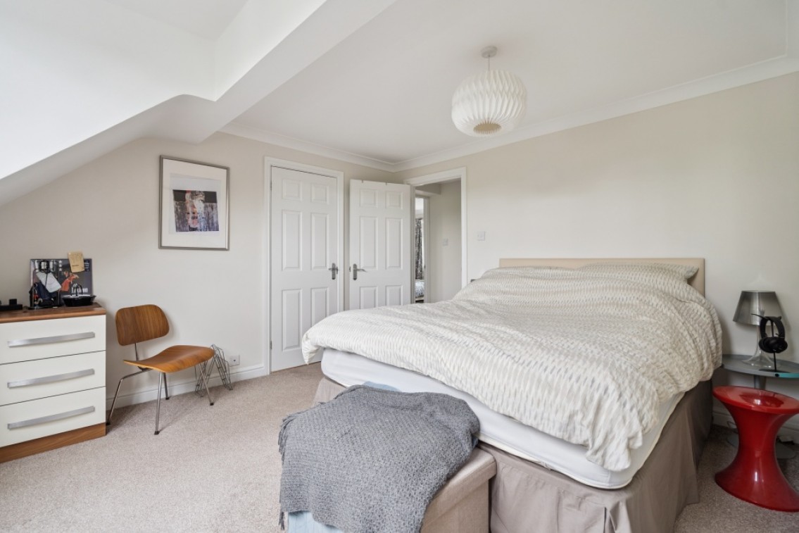 Images for OLDFIELD CATCHMENT - Bray Road, Maidenhead EAID:BMHCC BID:maidenhead