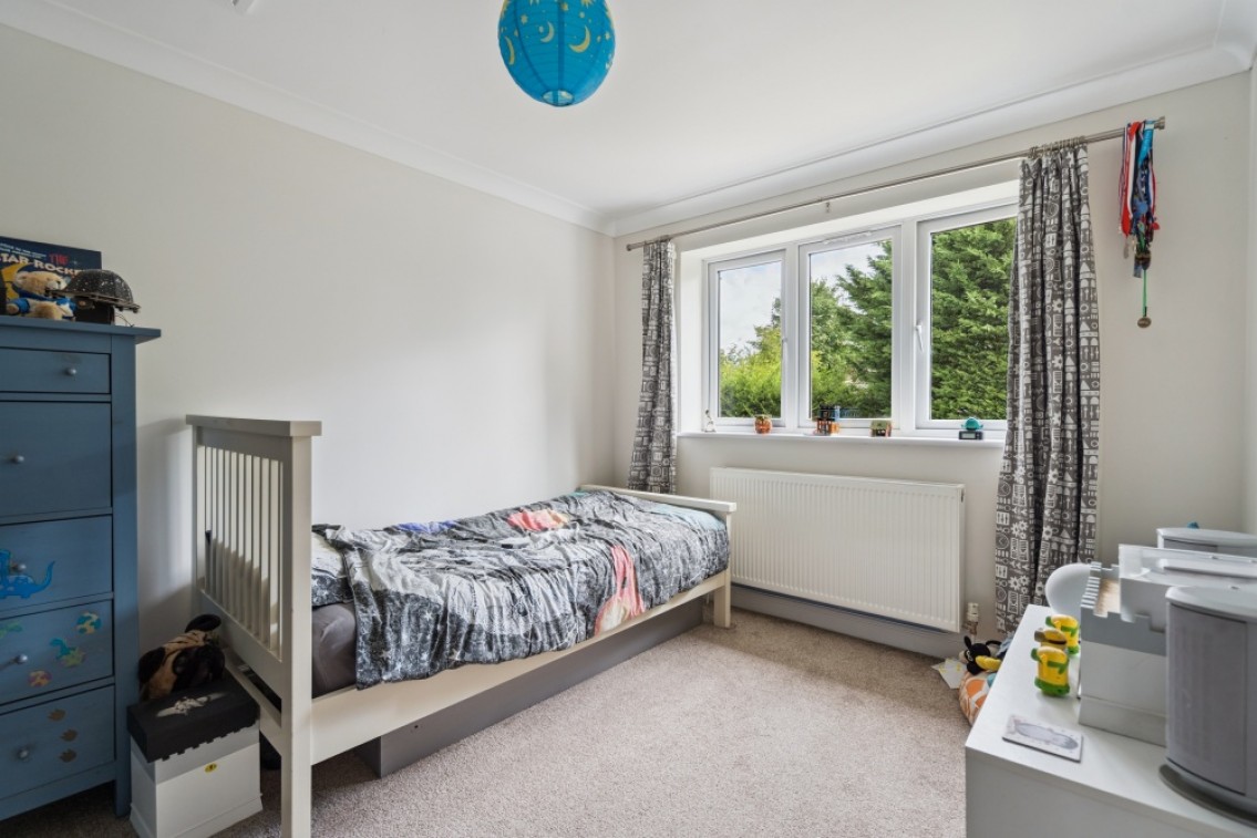 Images for OLDFIELD CATCHMENT - Bray Road, Maidenhead EAID:BMHCC BID:maidenhead