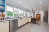 Images for Hasting Close, Bray, Maidenhead