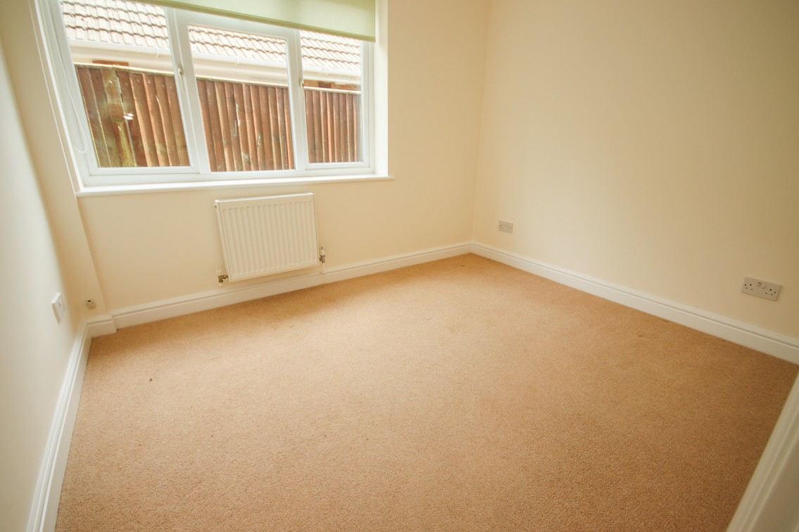 Images for Close to Newlands School EAID:BMHCC BID:maidenhead