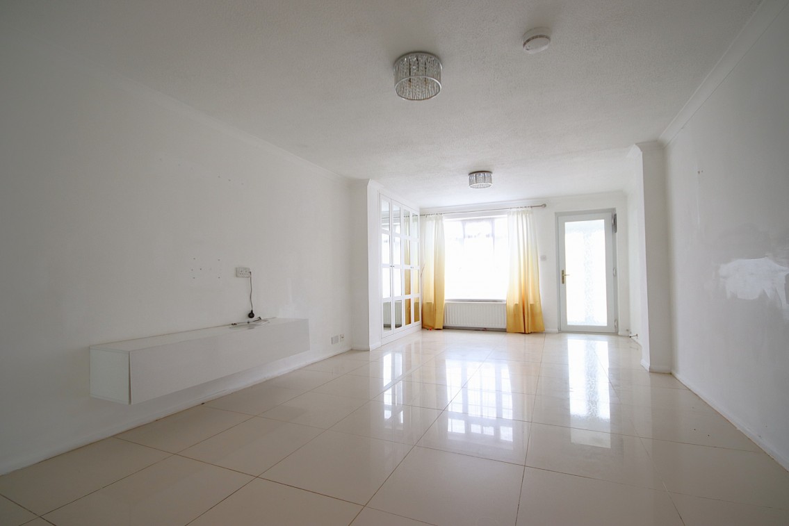 Images for TOWN CENTRE FAMILY HOME, Maidenhead EAID:BMHCC BID:maidenhead