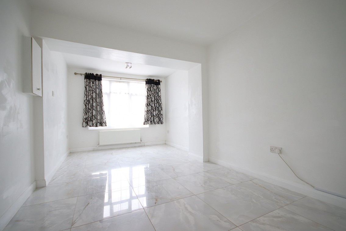 Images for TOWN CENTRE FAMILY HOME, Maidenhead EAID:BMHCC BID:maidenhead