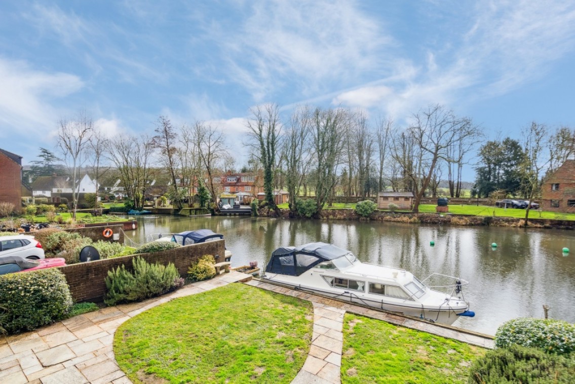 Images for Temple Mill Island, Marlow EAID:BMHCC BID:maidenhead