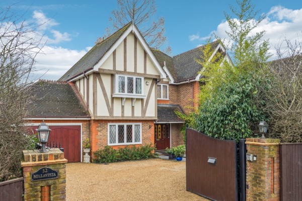 Harvest Hill Road, Maidenhead - EAID:BMHCC, BID:maidenhead