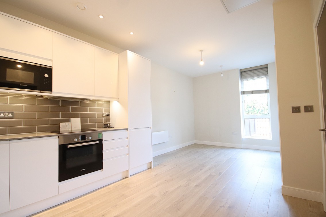 Images for Walking Distance To Town & Station, Maidenhead EAID:BMHCC BID:maidenhead