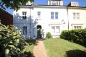 Images for Close to town, Maidenhead