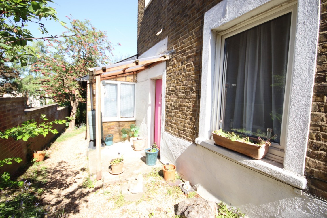 Images for Close to town, Maidenhead EAID:BMHCC BID:maidenhead
