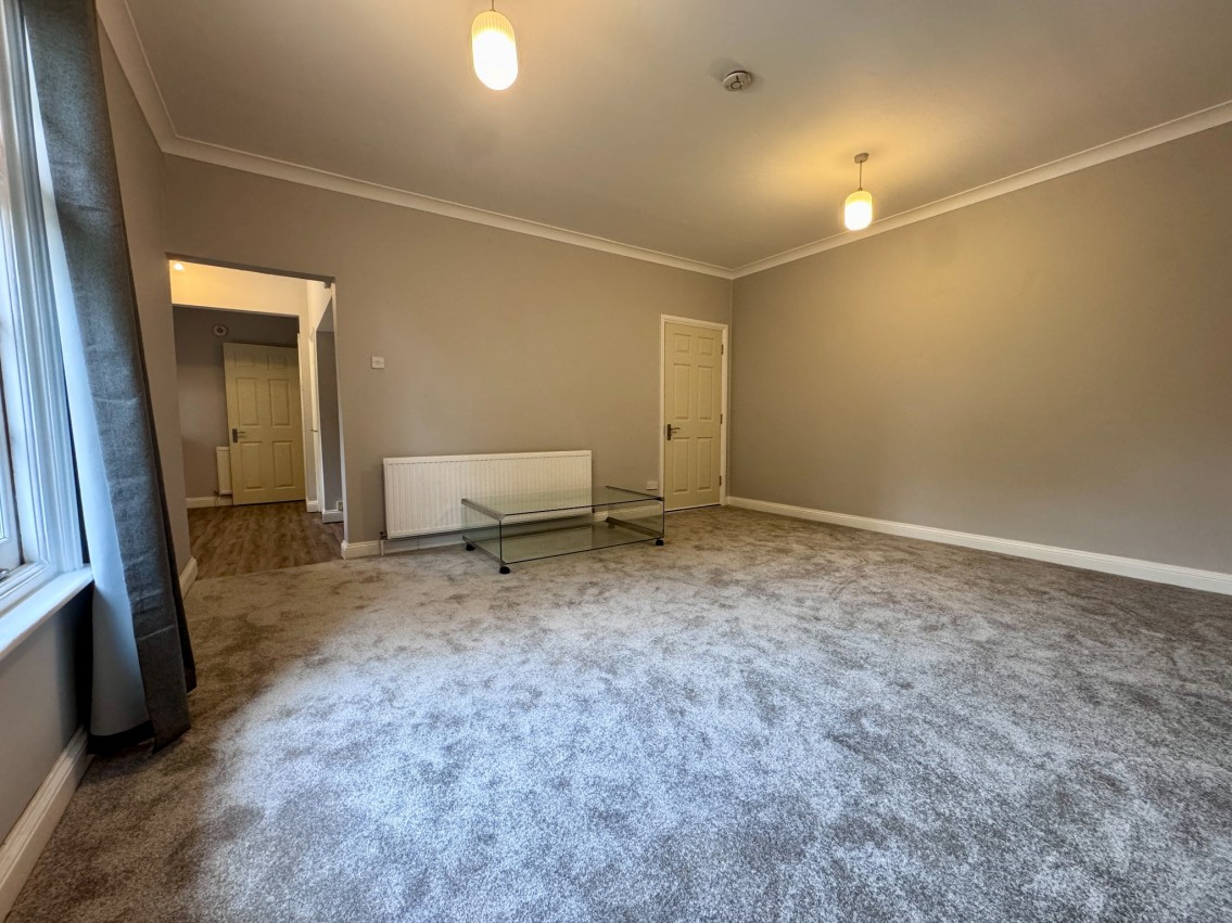 Images for Ray Park Avenue, Maidenhead, Berkshire EAID:BMHCC BID:maidenhead