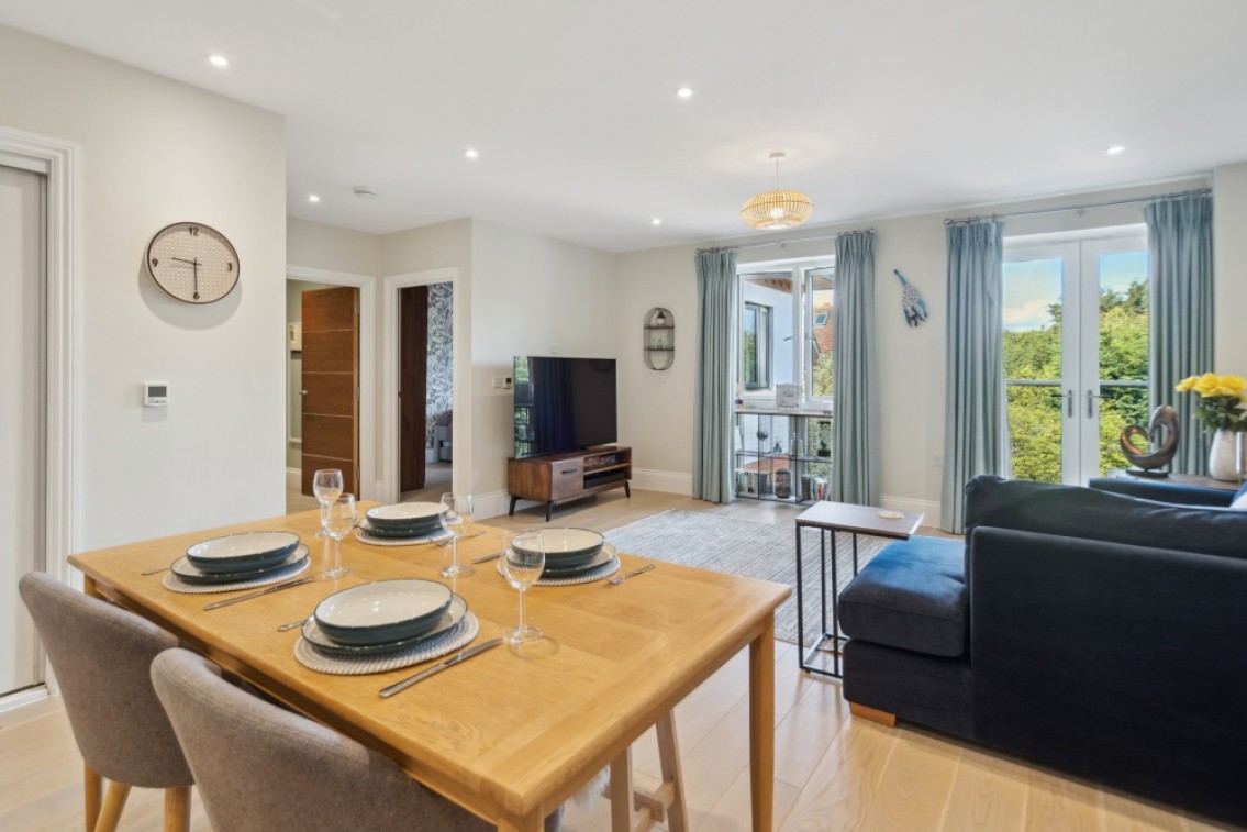 Images for The Grove, Maidenhead EAID:BMHCC BID:maidenhead