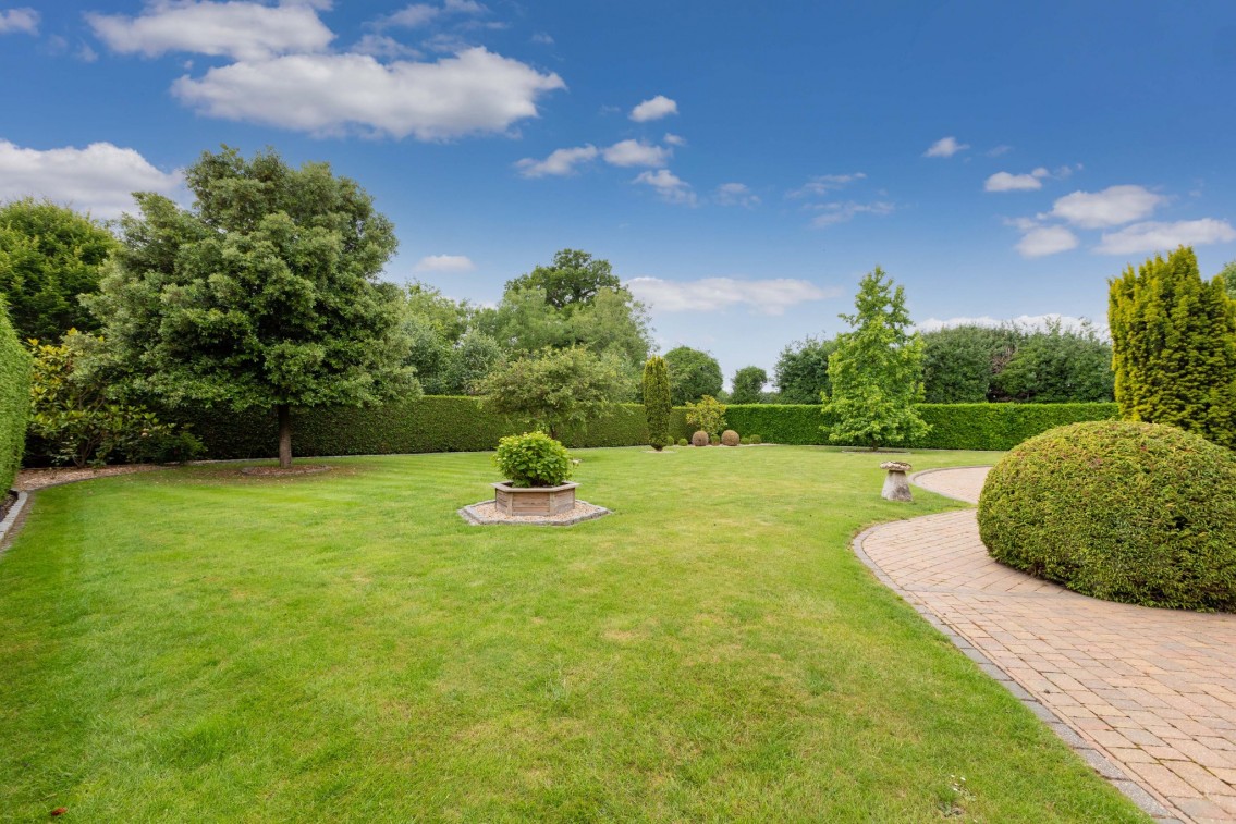 Images for White Waltham, Maidenhead EAID:BMHCC BID:maidenhead