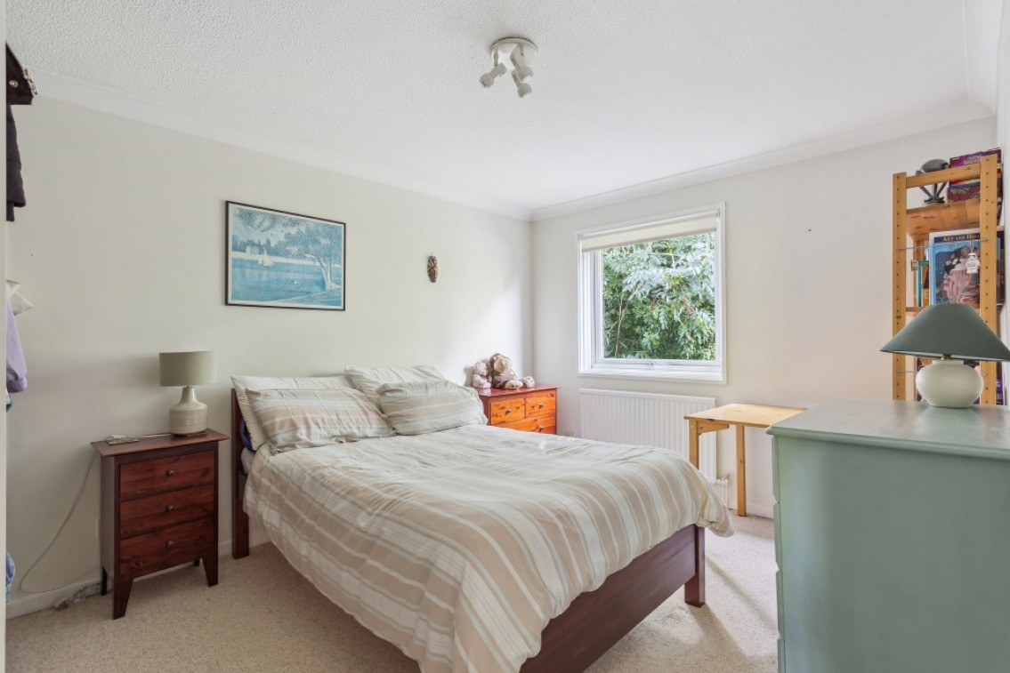 Images for Oldacres, Maidenhead EAID:BMHCC BID:maidenhead