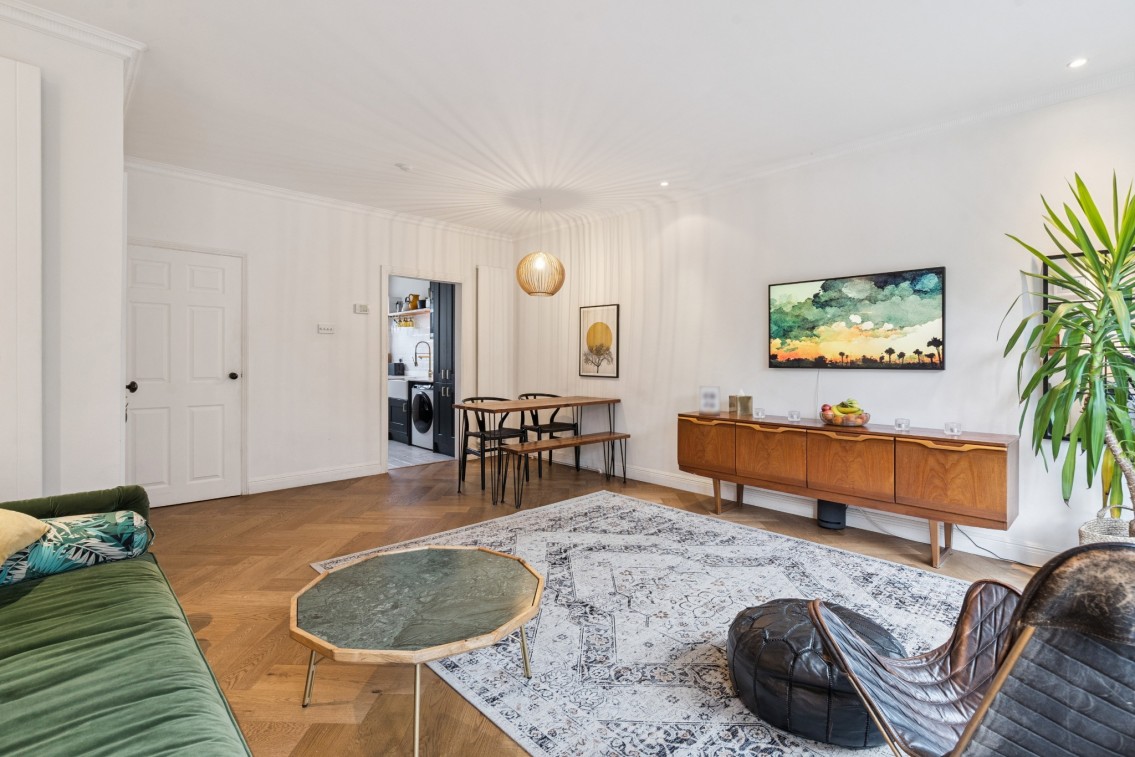 Images for Lantern Walk, Maidenhead EAID:BMHCC BID:maidenhead