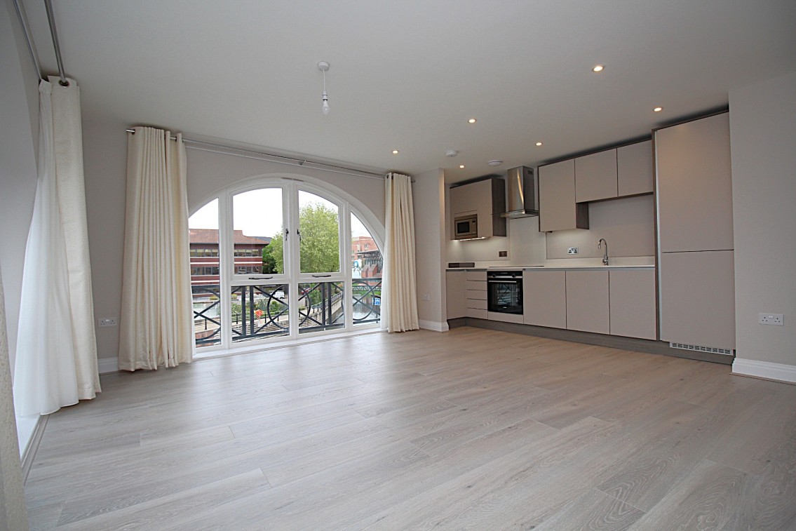 Images for Town Centre, Maidenhead EAID:BMHCC BID:maidenhead