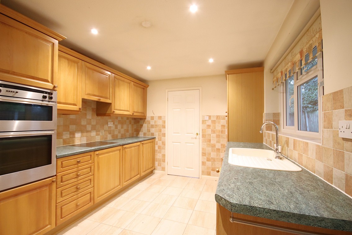 Images for Close To Amenities, Maidenhead EAID:BMHCC BID:maidenhead