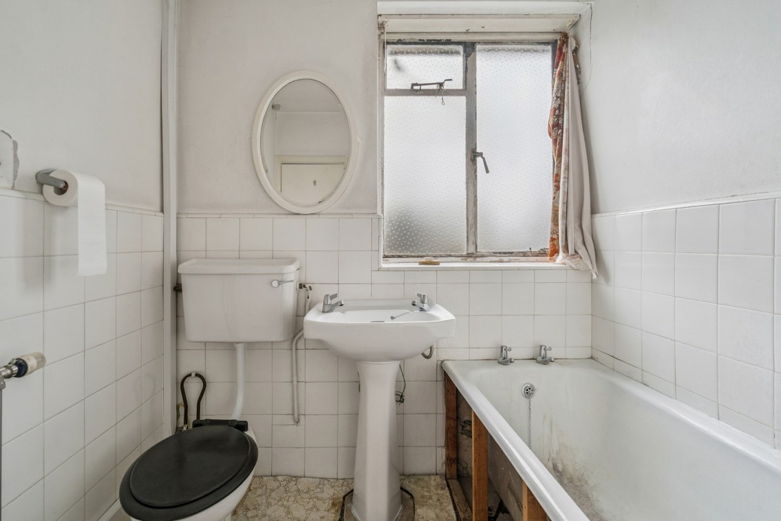 Images for Ray Park Avenue, Maidenhead EAID:BMHCC BID:maidenhead