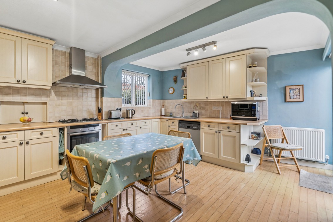 Images for Hungerford Drive, Maidenhead EAID:BMHCC BID:maidenhead