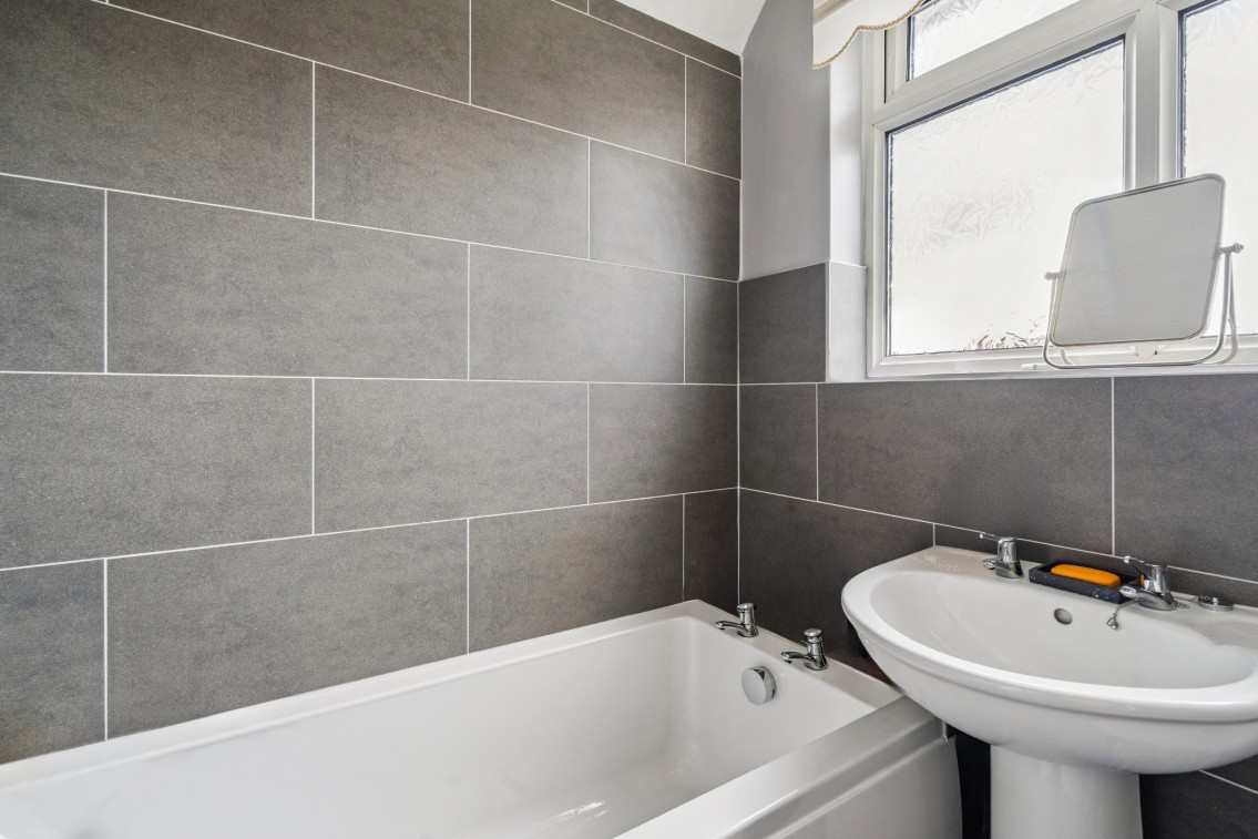 Images for Towards Furze Platt, Maidenhead EAID:BMHCC BID:maidenhead