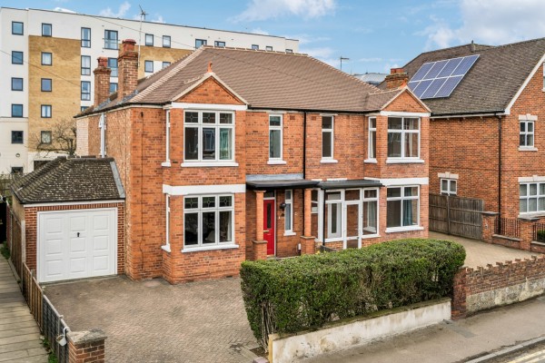 Town Centre, Maidenhead - EAID:BMHCC, BID:maidenhead