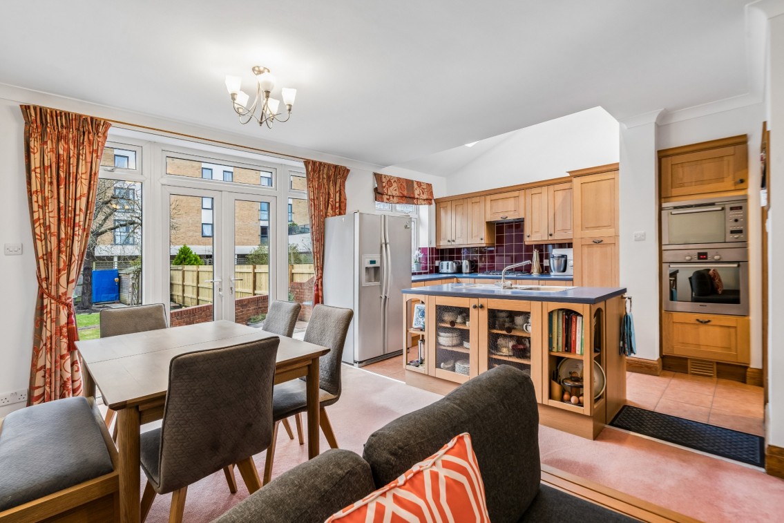 Images for Town Centre, Maidenhead EAID:BMHCC BID:maidenhead