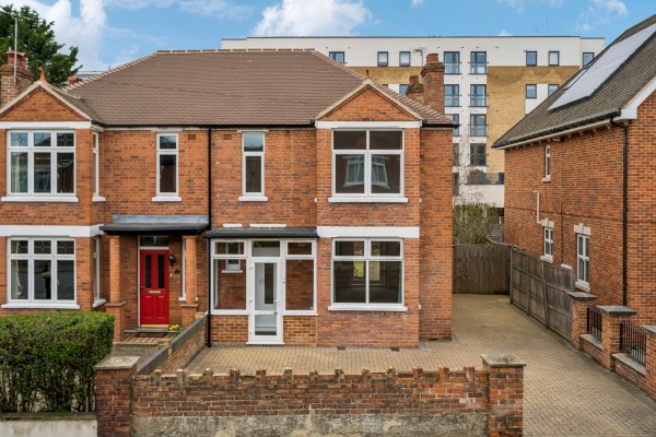 Town Centre, Maidenhead - EAID:BMHCC, BID:maidenhead