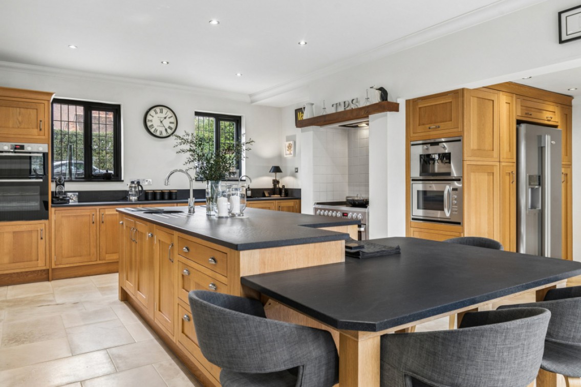 Images for Burchetts Green Lane, Burchetts Green EAID:BMHCC BID:maidenhead